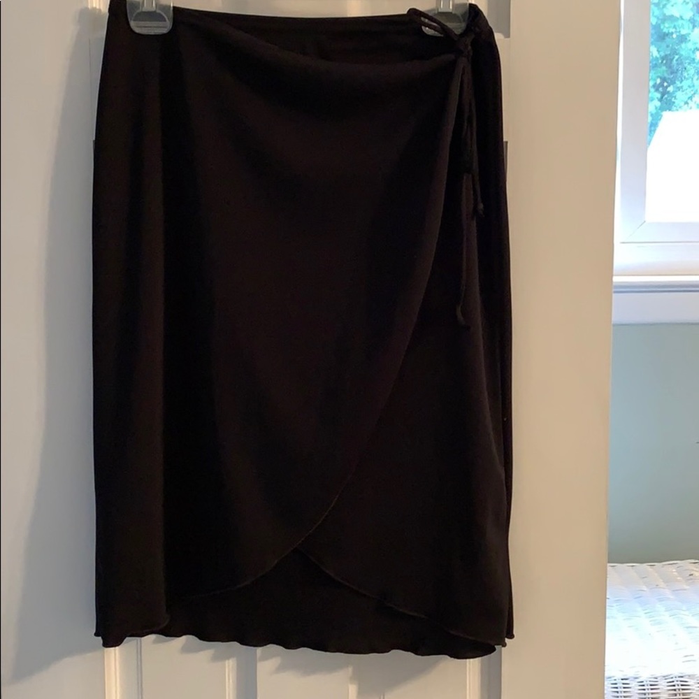Black skirt